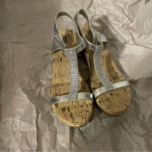 Arizona Jean Lyra Wedges